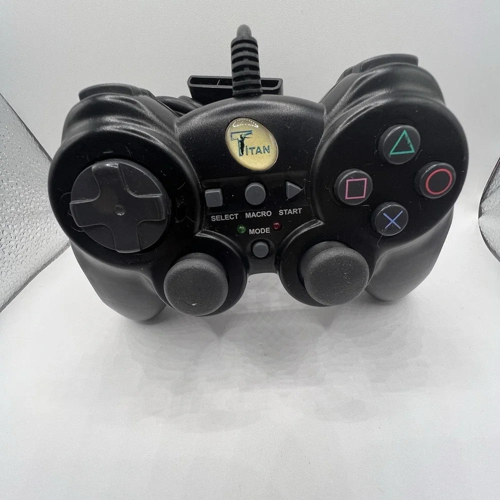 Titan playstation advanced